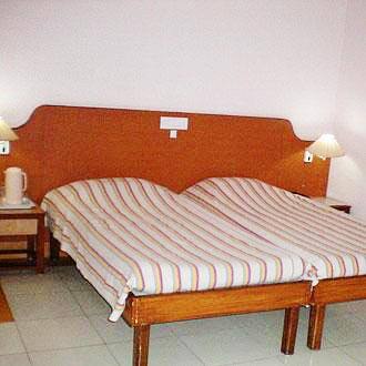 Saral Hotel, Bhopal 4